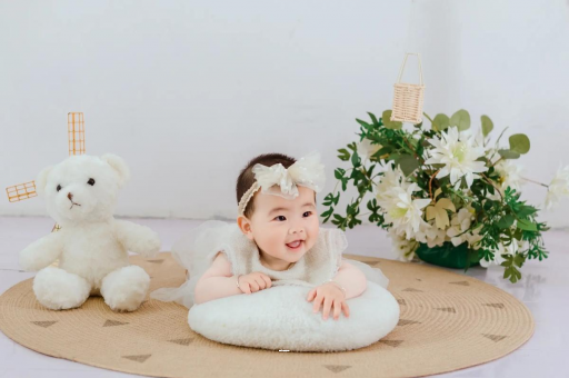枝江宝宝三个月抬头不稳